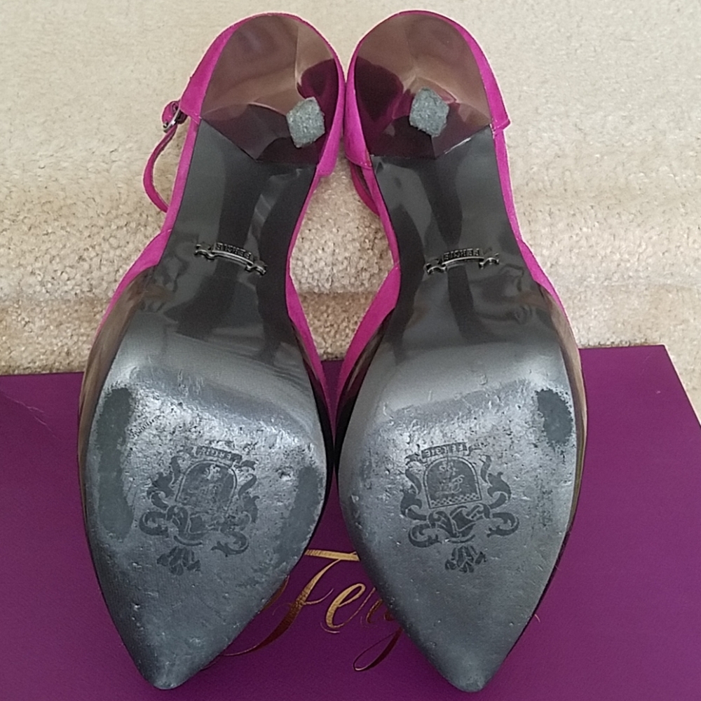 Fergie Ravish Pumps - Picture 5 of 8